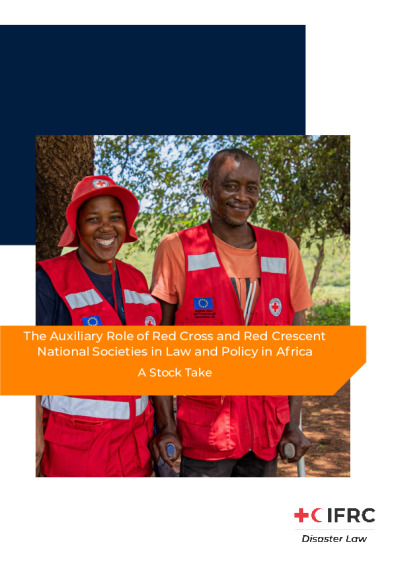 The auxiliary role of Red Cross and Red Crescent National Societies in law and policy in Africa.pdf